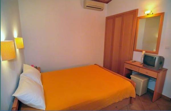 Perseus Studios Skala Rachoni  Chambre photo